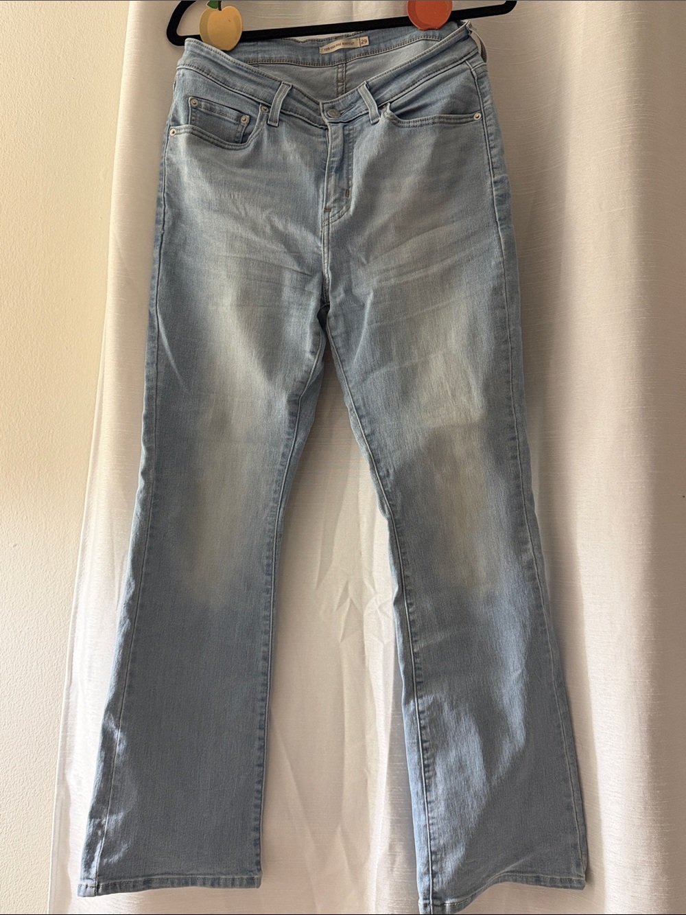 Levi’s 725 women’s pant